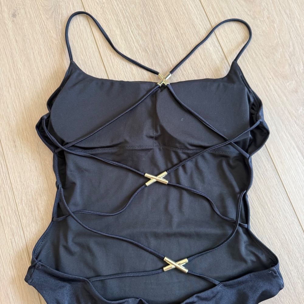 H9 Victorias Secret Black Strappy Back One Piece Swimsuit Gold Hardware Medium - Picture 11 of 13